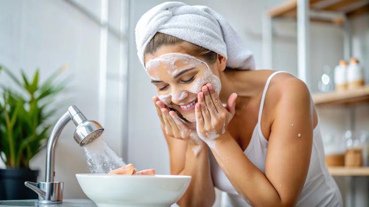 How Often Should You Use Face Wash for Dry Skin? A Complete Guide