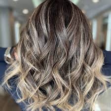 The Best Balayage in Toronto: A Fusion of Artistry and Elegance