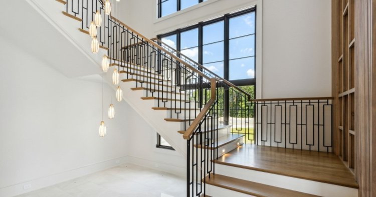 Enhance Your Space with a Durable Cable Railing System